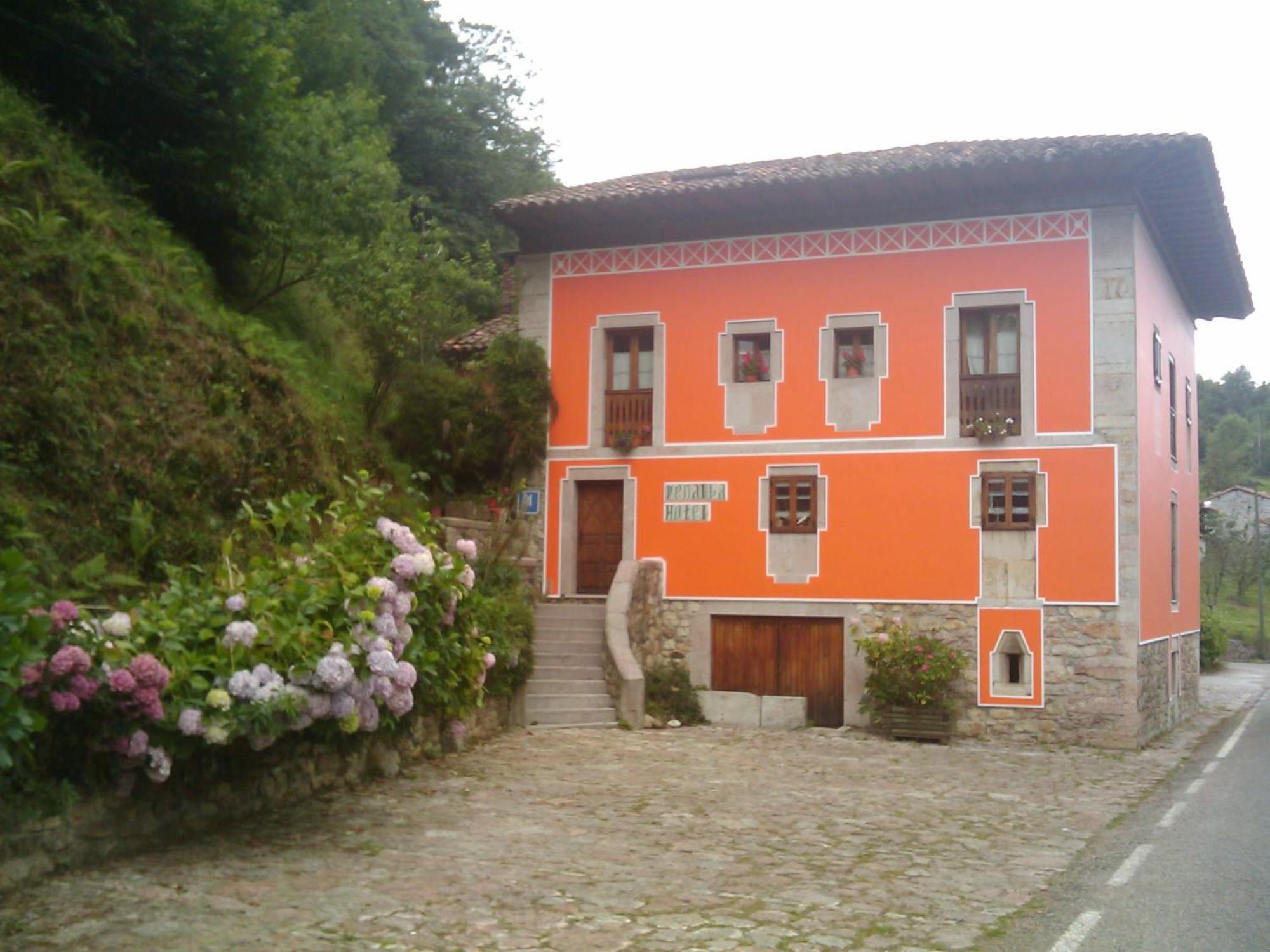 Hotel Peñalba La Riera  Exterior foto